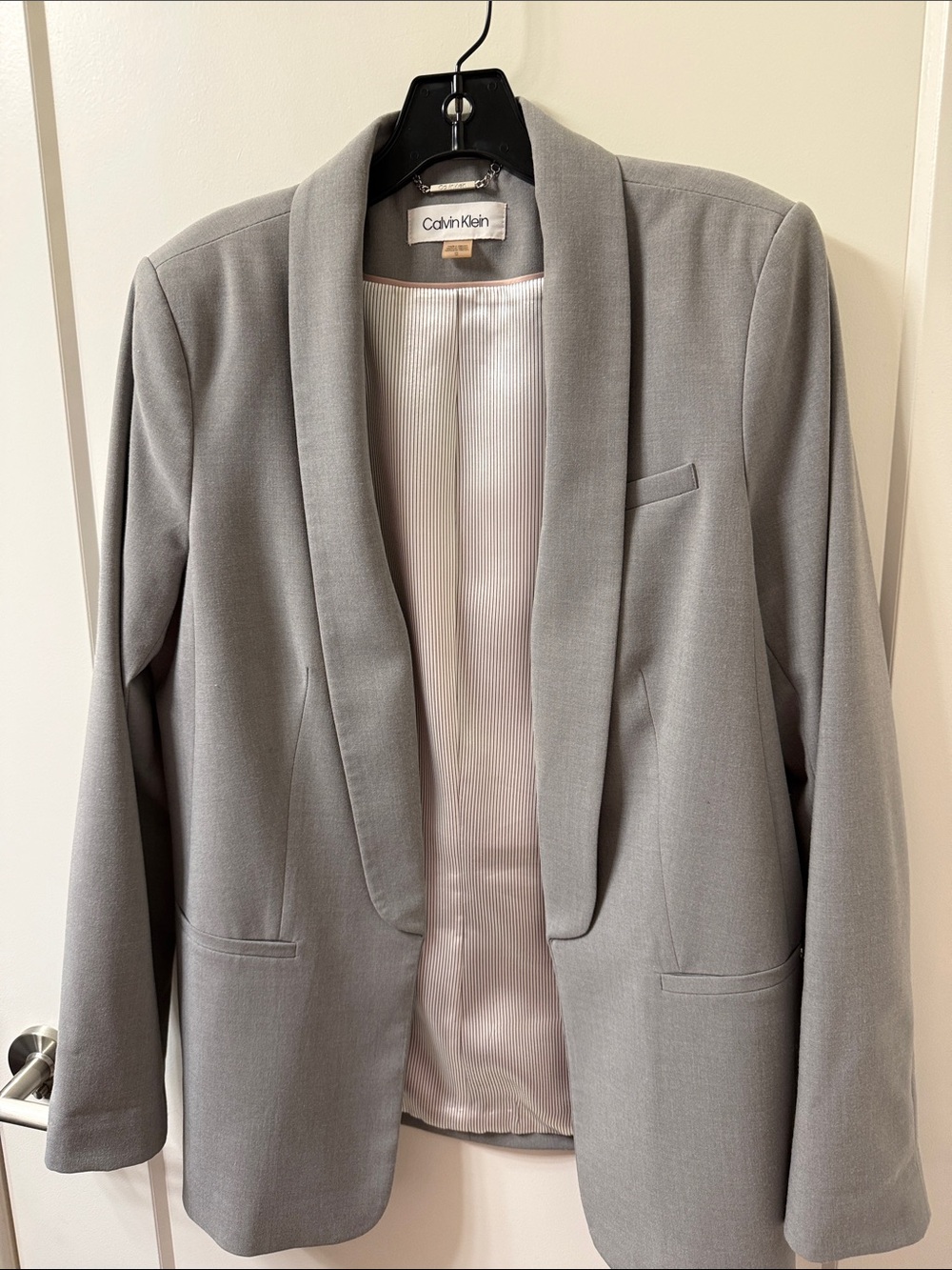 Calvin Klein Women's Light Gray Shawl-Collar Blazer